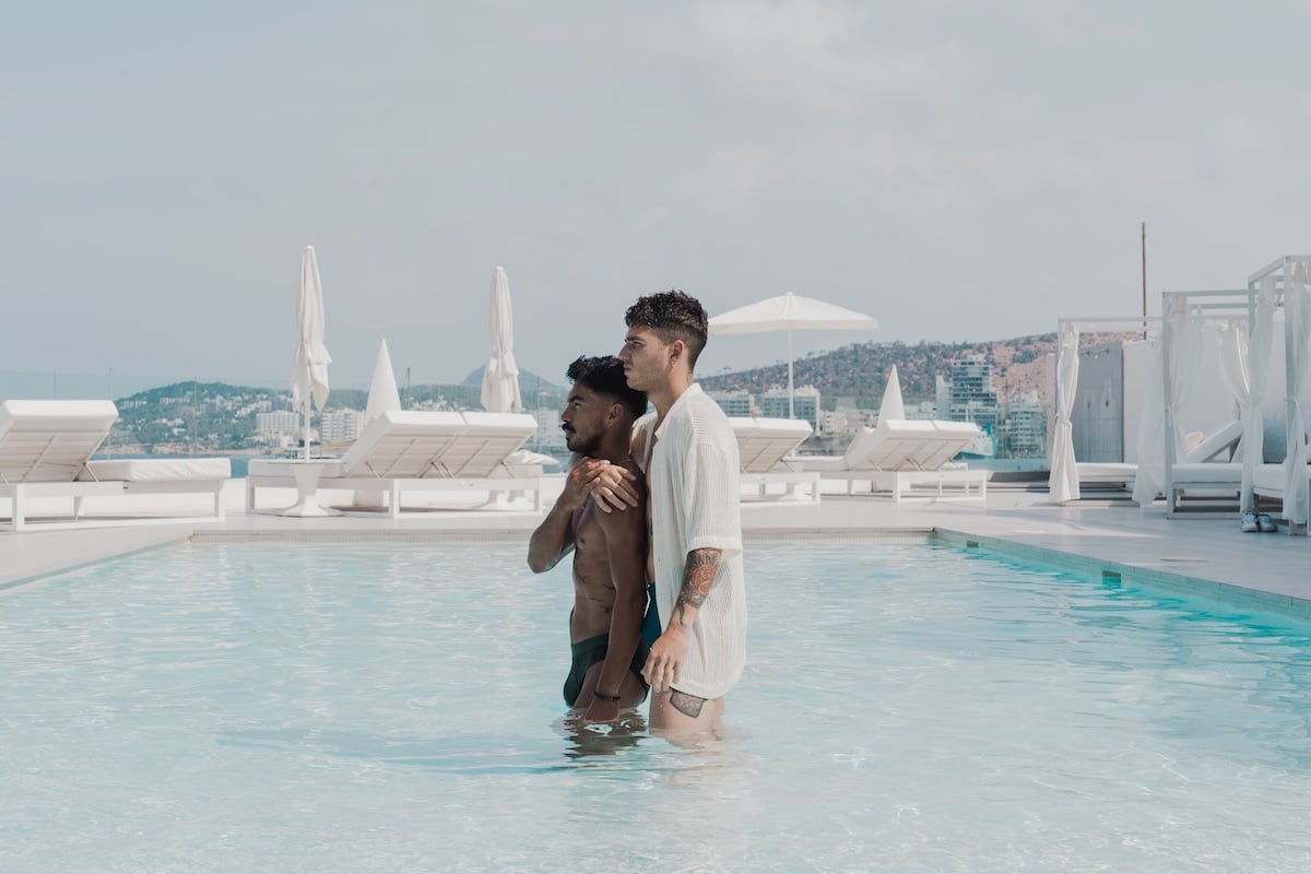Os melhores hotéis gay-friendly para o verão, segundo a Axel Hotels. Axel Hotels' Best Gay-Friendly Summer Hotels